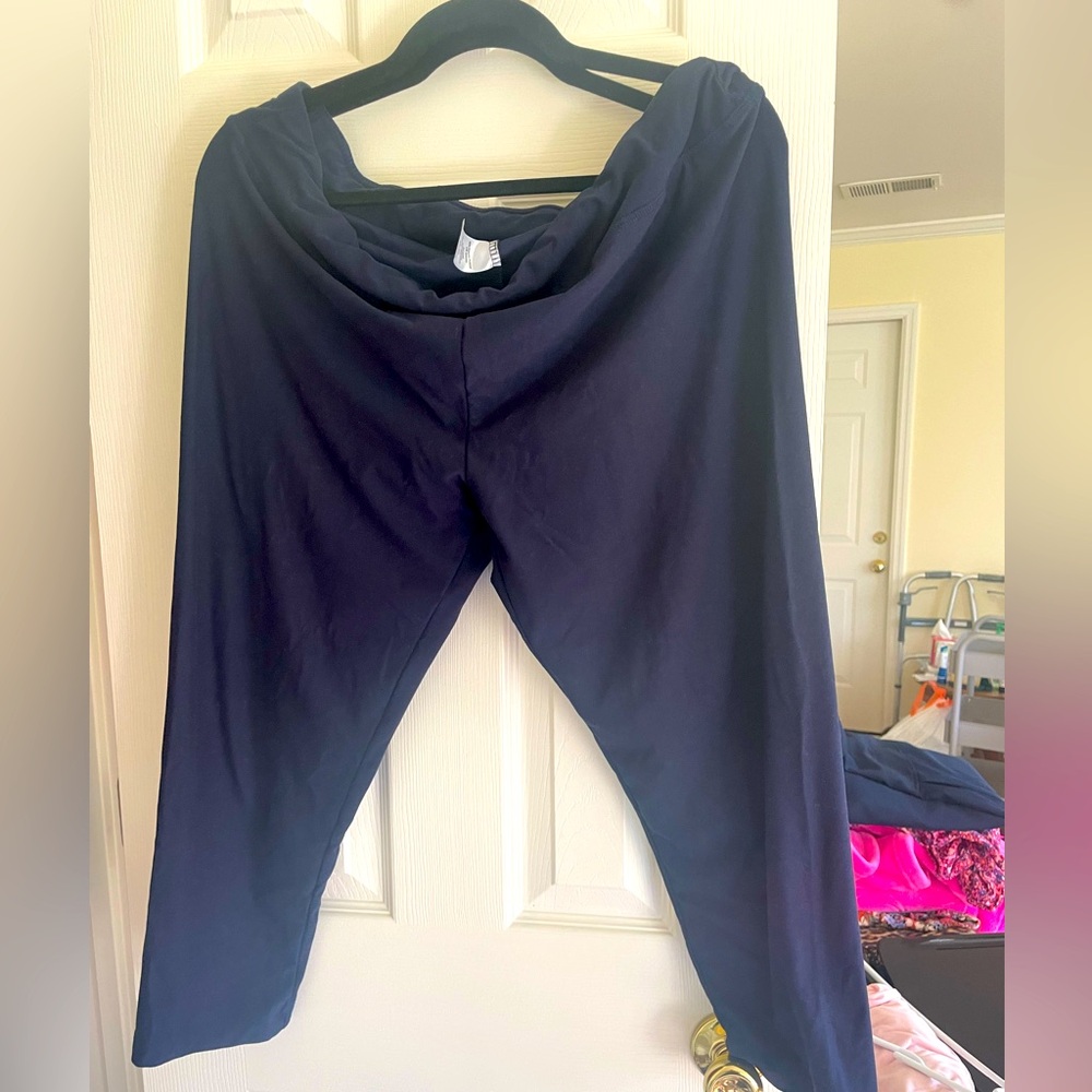Comfy workout pants.